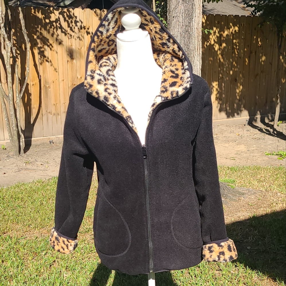 Leppard lined jacket. Size Small